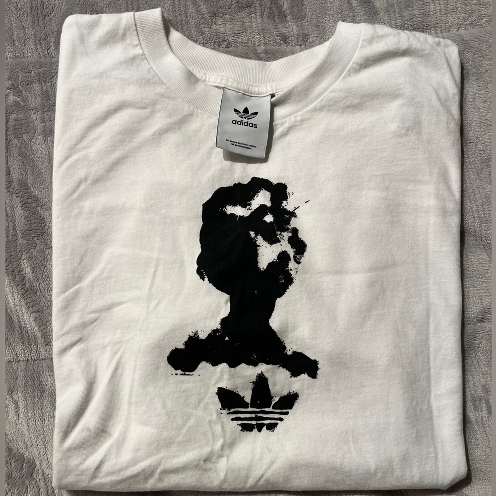 Adidas T-shirt